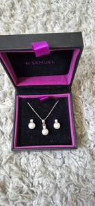 Gorgeous Silver 925 Pearl Necklace And Earrings Set - Picture 1 of 3