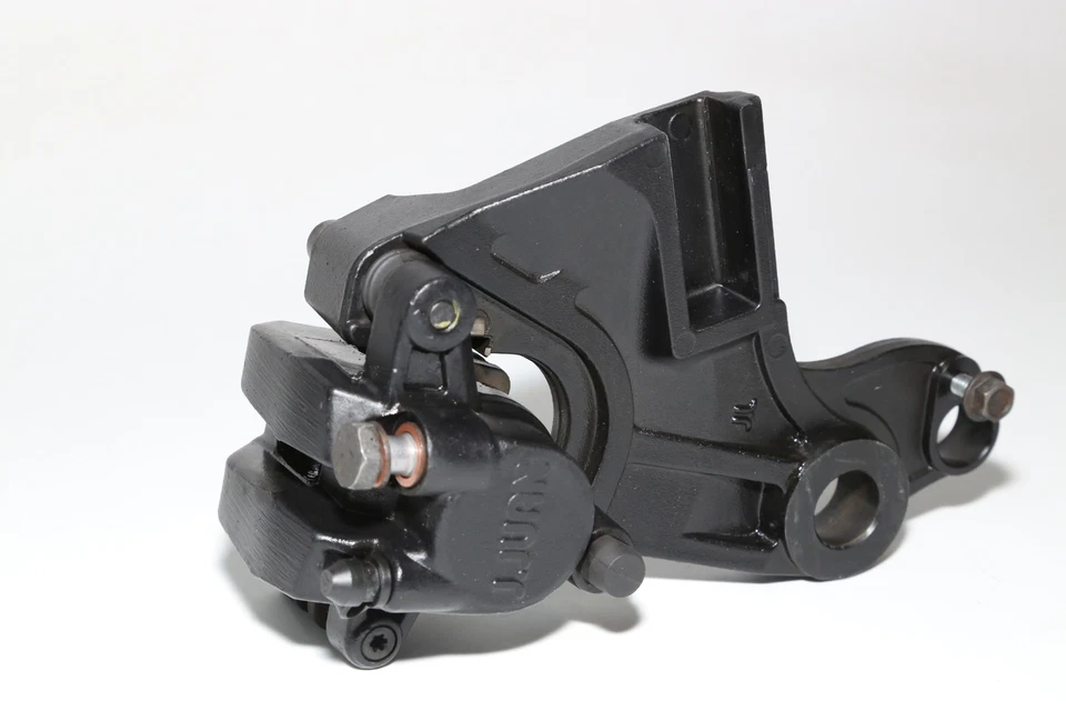 Pinza de freno trasera 22-23 Cf-moto Cf650 Adventura con soporte de montaje OEM Foto 1 de 4