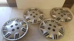 96 - 99 SATURN SL1 SC1 Wheel Cover 14" 21 Spoke Set Of 4 Some Marks And Scuffs - Picture 1 of 19