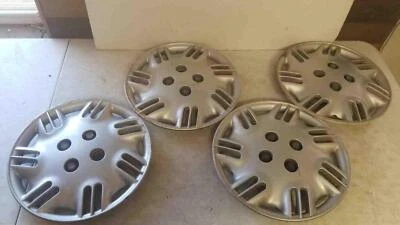 96 - 99 SATURN SL1 SC1 Wheel Cover 14" 21 Spoke Set Of 4 Some Marks And Scuffs - Image 1 of 4