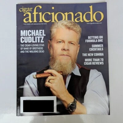 Cigar Aficionado Magazine May June 2025 Michael Cudlitz Foto 1 de 2