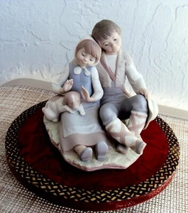 Figura mate LLadro Friendship Boy Girl perro #1230 retirado 1991 6,5" de alto como nueva - Imagen 1 de 6