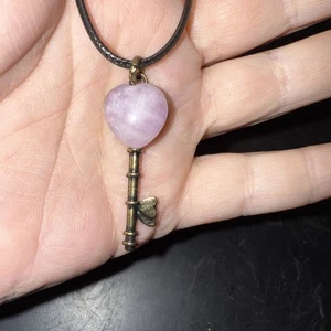 Kunzite Necklace - Picture 1 of 24