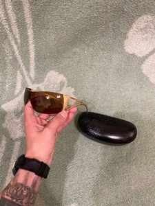 VERSACE VINTAGE SUNGLASSES - MOD LUXURY SUNFADED HYPE DISTRESSED DAD SUMMER 90S - Picture 1 of 24