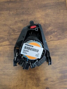 2001-2007 Volvo V70 XC70 V70XC OEM Left Rear LH Speaker Tweeter 8633992 - Picture 1 of 2