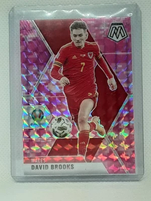 David Brooks 2021 Panini Mosaic UEFA EURO - Mosaic Camo Pink #195 - Wales - Image 1 of 2