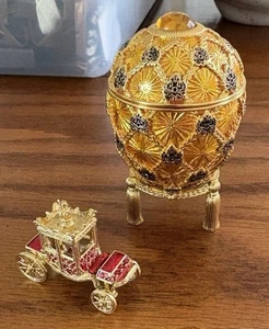 Joan Rivers Imperial Treasures Coronation Egg Gold Accents w/ Stand & Carriage - Picture 1 of 10