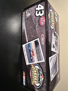 Richard Petty #43 STP Daytona 500 50th 1981 Buick Regal Liquid Color Action 1:24 - Picture 1 of 4
