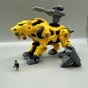 TOMY Hasbro Zoids Saber Zaber Tooth Tiger Figure 2002 Yellow - Complete W Pilot! - Picture 1 of 7