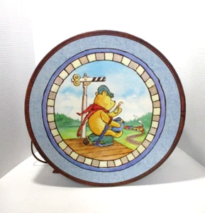 Disney Classic Winnie Puuh Tigger Ferkel große Hutschachtel & Etikett groß 15" Durchmesser - Bild 1 von 9