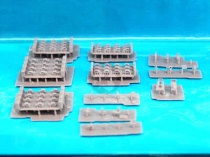 Peddinghaus 1/16 (120mm) Klemmen & Werkzeughalter für deutsche Panzer & Fahrzeuge 4406 - Bild 1 von 1