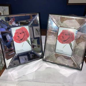 Two Mirrored Glass Frame Silver & Black Chunky Photo Frames 6”x4” - Picture 1 of 6