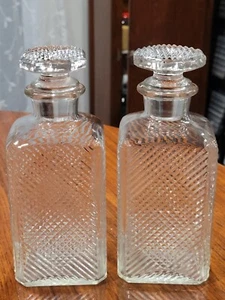 Set Of 2 Vintage Liquor Decanter MCM Diamond Cut Glass - Picture 1 of 4