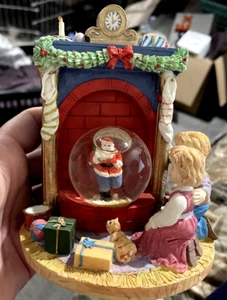 Christmas Water Ball From Closed Clover Stores--VINTAGE-- - Picture 1 of 7
