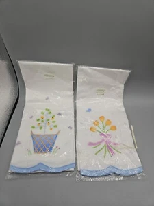 2 Vintage Applique 100% Cotton Guest Towels - Picture 1 of 4