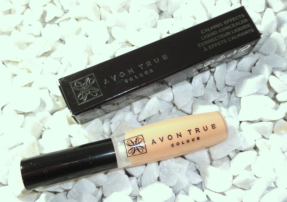 Avon CALMING EFFECTS Flüssiger Concealer Abdeckstift Farbe Fair Top Produkt  - Bild 1 von 1