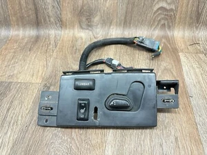 2006-2010 Hummer H3 Front Left Driver Seat Adjustment Switch 1498 OEM - Picture 1 of 4