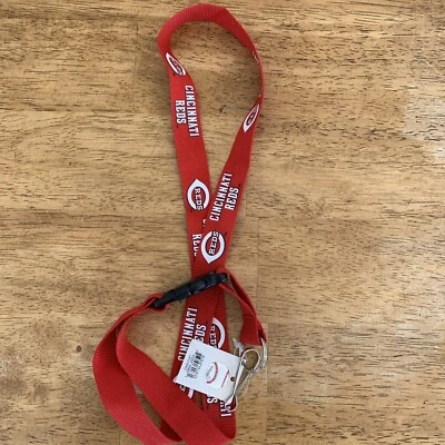 MLB Lanyard Detachable Buckle 23" Long 3/4" Wide by Aminco Reds Cincinnati Ohio - Image 1 of 2