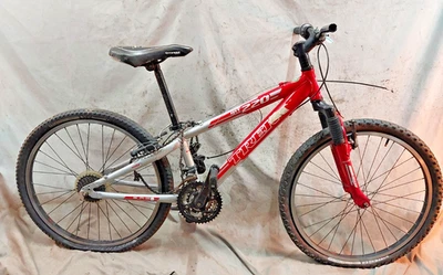 2010 Trek MT220 24" Kids Bike Small 12" Hardtail Front Suspension V-Brakes Grip~ - Image 1 of 4