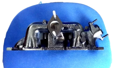 COLLETTORE ASPIRAZIONE/SCARICO PER CARB.32 MONO CORPO R5, R4 950 e 1100 cc - Immagine 1 di 3