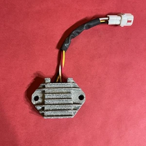 2004-2007 Yamaha Yfz450 Regulator Rectifier - Bild 1 von 8
