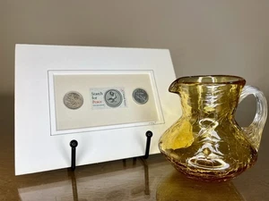 Vintage Pilgrim mundgeblasen Bernstein Crackle Glas Mini Krug & 1967 Coin Set Lot - Bild 1 von 22