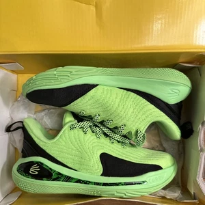 Under Armour Basketball Shoes Curry 12 EXTL Boys Youth Green/Black 3028195-001 - Picture 1 of 9