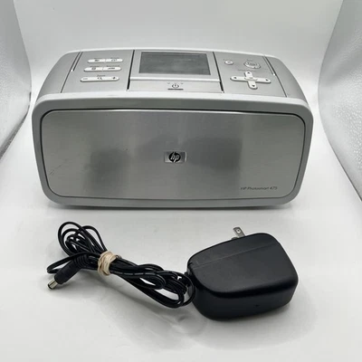HP Photosmart 475 Compact Photo Printer with AC Adapter  Powers On - Image 1 of 4