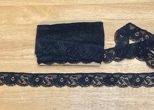 Black Flat Lace Trim, Lot of 9.5 Yards of 1" wide Scalloped Edge Black Lace - Picture 1 of 2