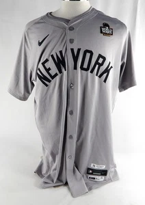 Camiseta gris emitida por el juego Aaron Boone #17 de los Yankees de Nueva York 2024 Pat de la Serie Mundial - Imagen 1 de 8