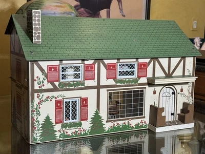 Casa de muñecas masonita RICH/KEYSTONE OF BOSTON de colección años 40 6 habitaciones/queño extra limpio Foto 1 de 4