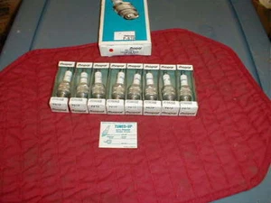 NOS MOPAR 1960-74 SLANT 6 & SMALL BLOCK 318 340 6 & 8 CYL SPARK PLUGS - Picture 1 of 1