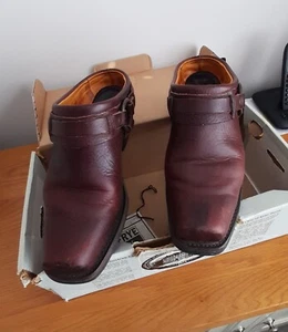 FRYE BELTED HARNESS LADIES MULES IN CHESTNUT LEATHER UK 7.5 US 9.5 EU 41 - Picture 1 of 15