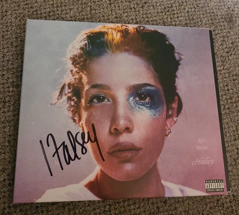 HALSEY SIGNED MANIAC CD ALBUM SOLD OUT LIMITED EDITION W/COA+PROOF RARE IN HAND Cover