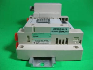 SMC SS5V1 Manifold -- SS5V1-W16SA2WD-08B-N1 -- New - Picture 1 of 7