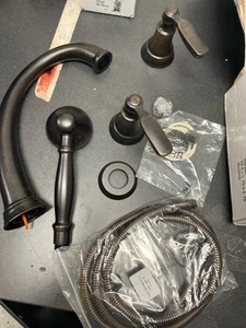Delta T4732-RB Roman Tub Filler with Diverter & Hand Shower - Venetian Bronze - Picture 1 of 3