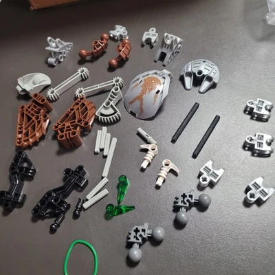 LEGO BIONICLE Pahrak Kal 8577 2003 - No Krana Instructions or Can - Image 1 of 4