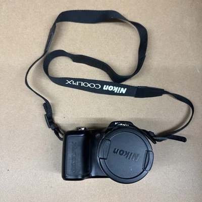 Nikon Coolpix L 100 / Kompaktkamera /Schwarz / 15fach-Zoom /4fach-Digitalzoom - Bild 1 von 4