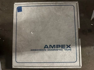 Carrete de cinta de audio Ampex 456 1 pulgada 2500 pies 10,5 pulgadas - Imagen 1 de 2