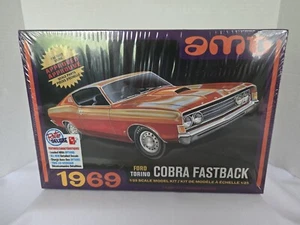 AMT 1969 Ford Torino Cobra Fastback 1/25 Scale model kit new factory sealed box - Bild 1 von 6