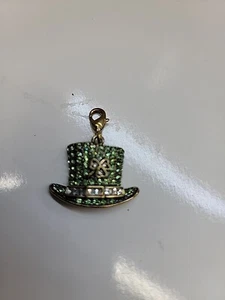 Heidi Daus Charm With Swarovski Crystal. Green Hat W 3 Leaf Clover. - Picture 1 of 4