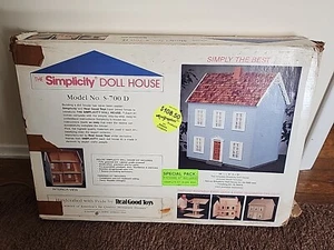 Real Good Toys Milled Plywood Simplicity Dollhouse S700-D + FINISHING KIT!! - Picture 1 of 11