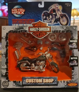 Metal Maxx Harley Davidson FLSTF FATBOY KIT MODELO MOTOCICLETA 1/20 - Imagen 1 de 3