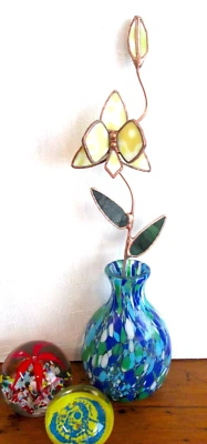 Vástago de estaca de jardín de orquídeas de vitral (x1 crema de café) regalo Suncatcher Foto 1 de 4