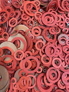 Mixed In The Pack Red Fibre Washers Round Plumbing DIY Fix Craft Assorted 100g - Picture 1 of 24