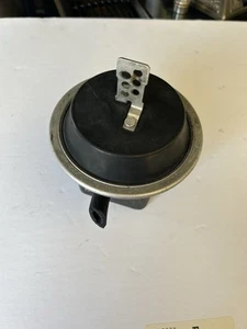 Cadillac Allante Cruise Control Servo 1989 - Picture 1 of 6