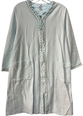 Ropa de dormir Secret Treasures M (8/10) azul bolsillos con cremallera completa bordes florales usada en excelente estado Foto 1 de 4