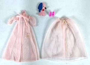 965 Nighty Negligee COMPLETE Pompon OT Heels Pink Dog 1960 Vintage Barbie Outfit - Picture 1 of 8
