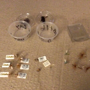 Mixed Lot New Cabela’s & unmarked Flies,13 total 8 w/tags - Picture 1 of 6
