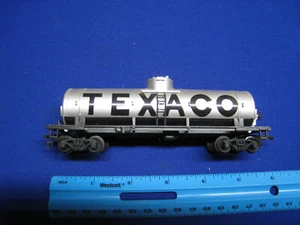 HO Scale Tyco Texaco Tank Car -Freight Train - Picture 1 of 4